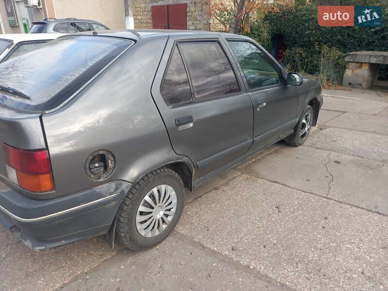 Хэтчбек Renault 19 1989 в Арцизе