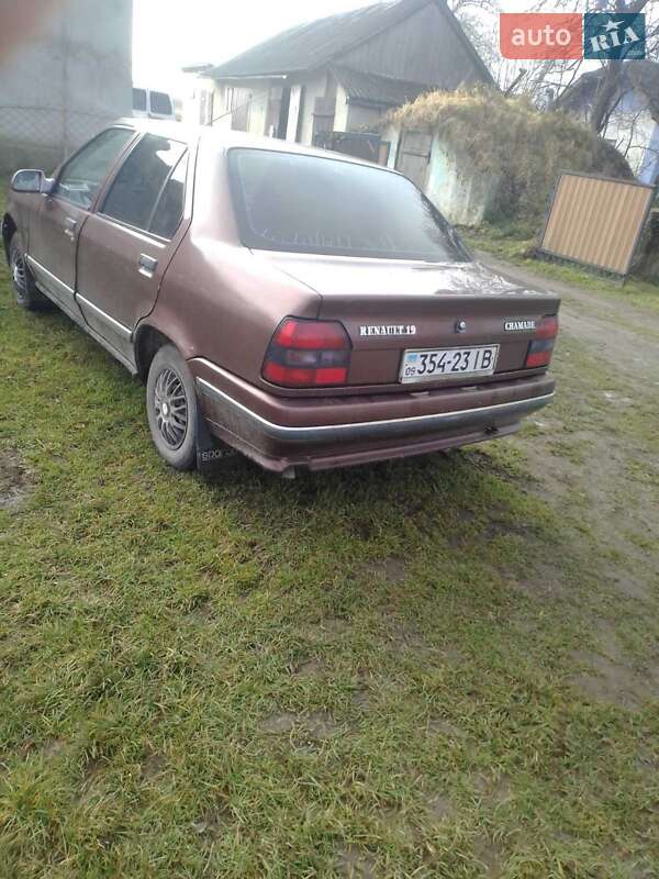 Седан Renault 19 1991 в Букачевцах фото 3 Седан Renault 19 1991 в Букачевцах