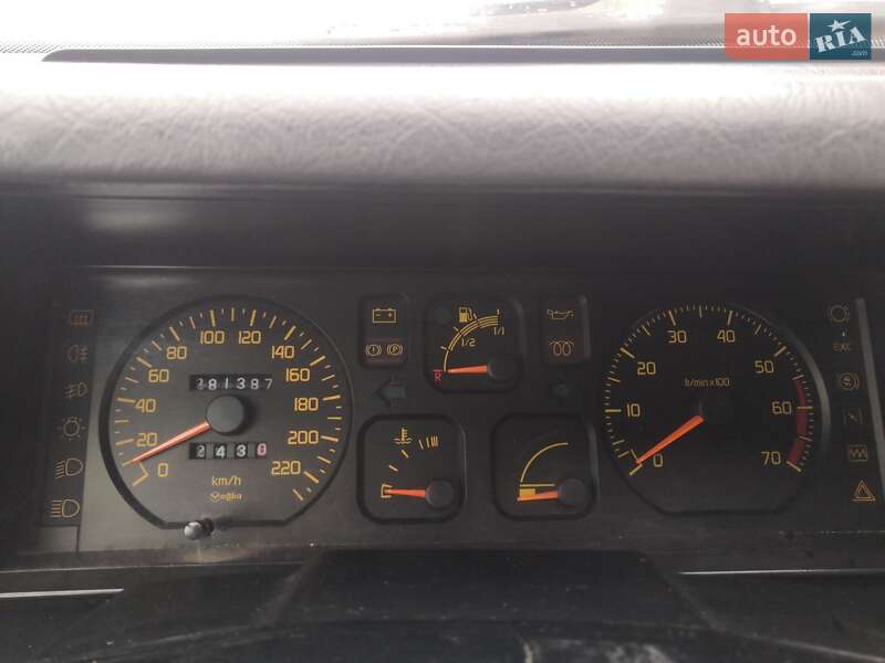 Хетчбек Renault 19 1991 в Здолбуніві фото 16 Хетчбек Renault 19 1991 в Здолбуніві