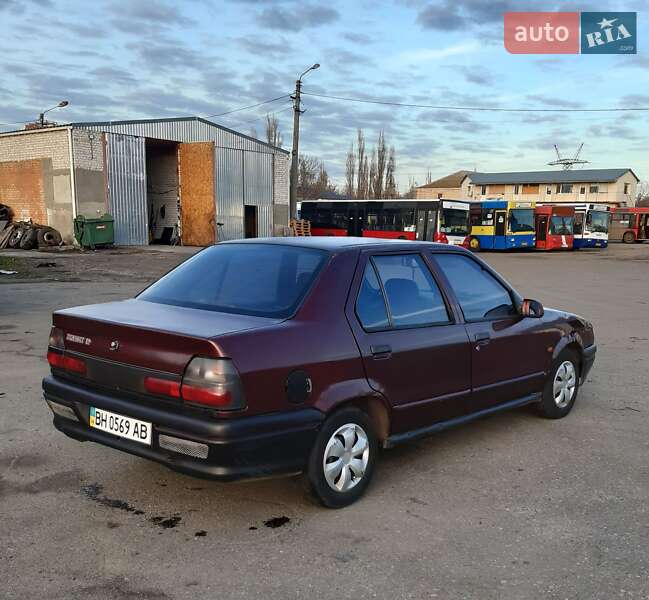 Седан Renault 19 1993 в Николаеве