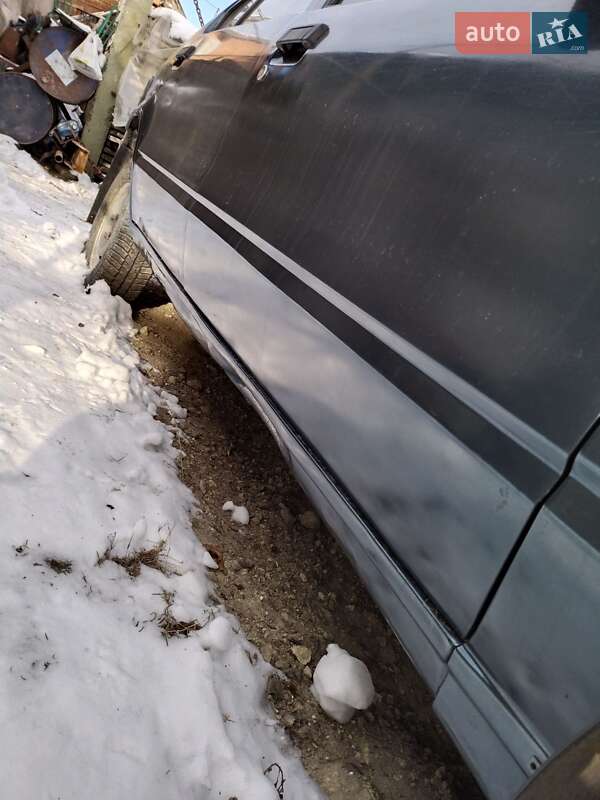 Хэтчбек Renault 19 1989 в Бобрке