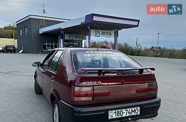 Седан Renault 19 1989 в Малинцях