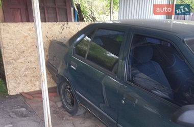 Седан Renault 19 1991 в Львові