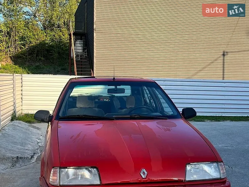 Renault 19 1989