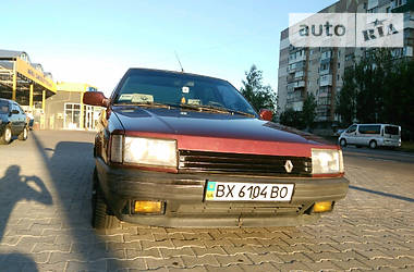 Седан Renault 21 1989 в Хмельницком