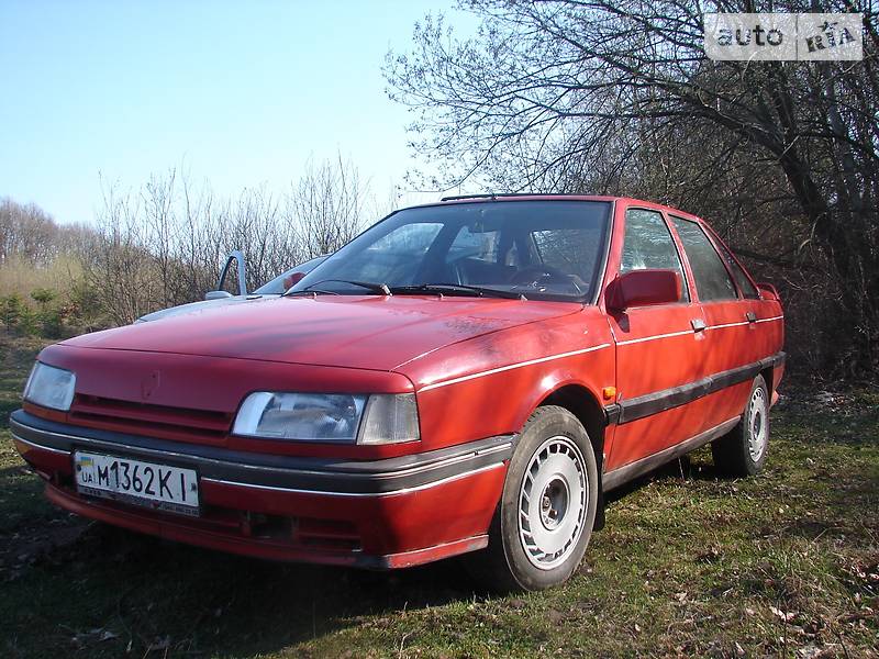 Седан Renault 21 1987 в Тернополе