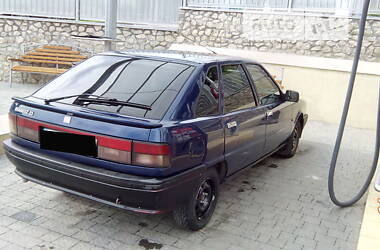 Хэтчбек Renault 21 1990 в Тернополе