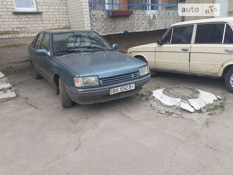 Седан Renault 21 1988 в 
