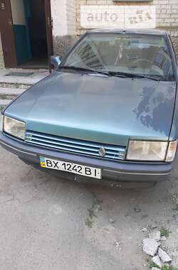Седан Renault 21 1988 в 