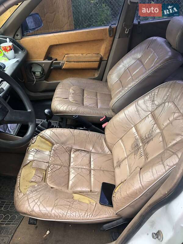 Седан Renault 21 1989 в Вознесенську