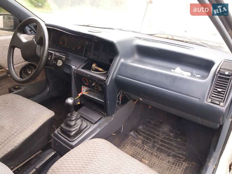 Хэтчбек Renault 21 1989 в Калуше