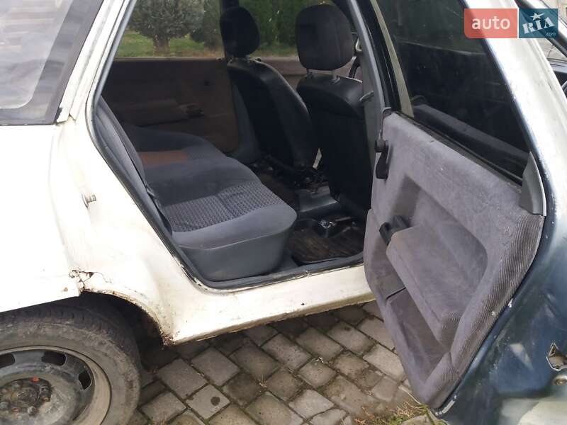 Хэтчбек Renault 21 1989 в Калуше