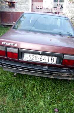 Седан Renault 21 1988 в Львове