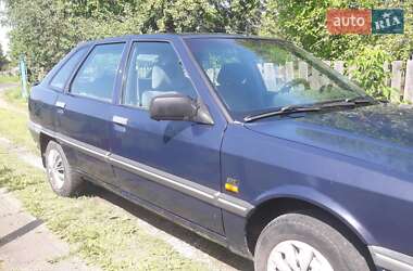 Хэтчбек Renault 21 1990 в Березному