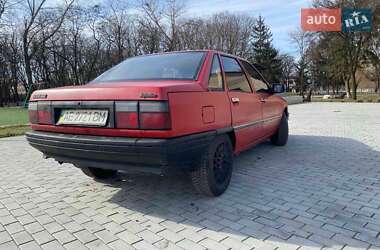 Седан Renault 21 1988 в Жовтих Водах