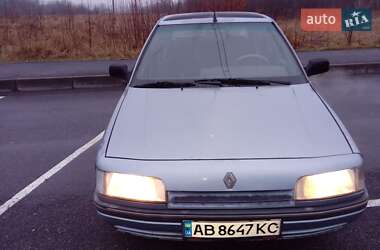 Хетчбек Renault 21 1990 в Ладижині