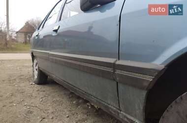 Седан Renault 21 1988 в 