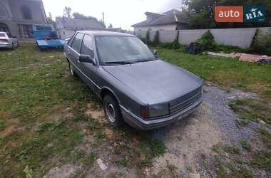 Седан Renault 21 1987 в Мирополе