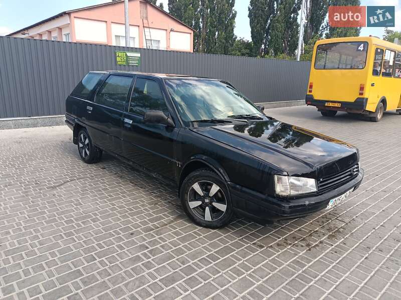 Универсал Renault 21 1986 в Кропивницком фото Универсал Renault 21 1986 в Кропивницком