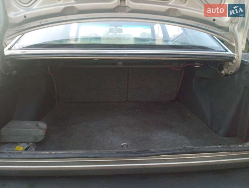 Седан Renault 21 1988 в Радивилове