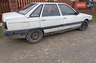 Седан Renault 21 1989 в Кременце
