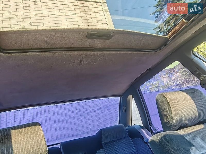 Седан Renault 21 1990 в Днепре