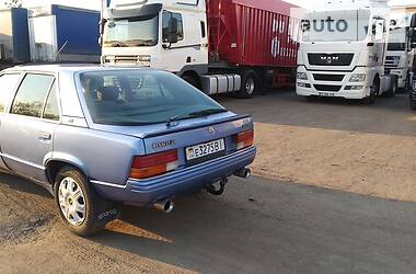 Хетчбек Renault 25 1987 в 
