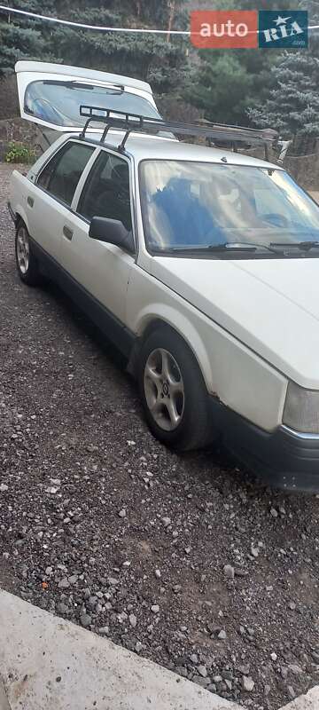 Хэтчбек Renault 25 1985 в Ужгороде