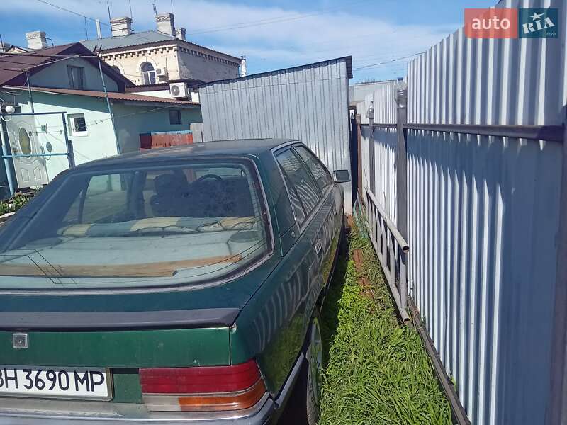 Хэтчбек Renault 25 1987 в Одессе