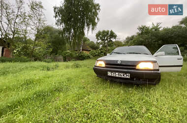 Хэтчбек Renault 25 1991 в 