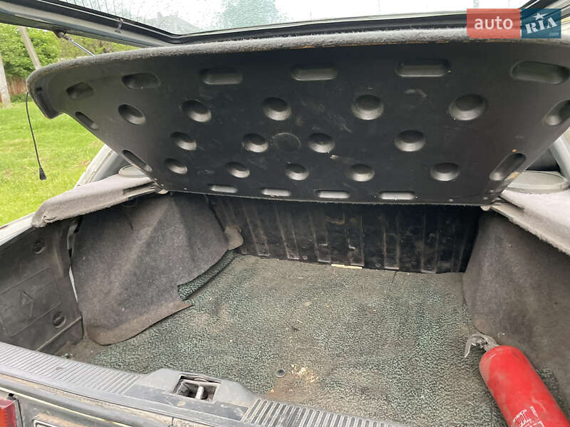 Хэтчбек Renault 25 1991 в Прилуках
