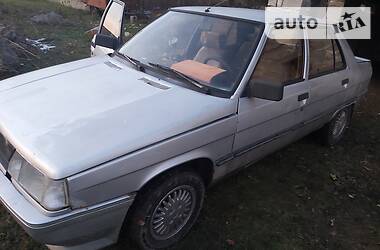 Седан Renault 9 1986 в Иршаве