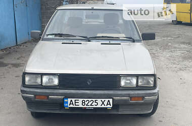 Седан Renault 9 1986 в Новомосковске