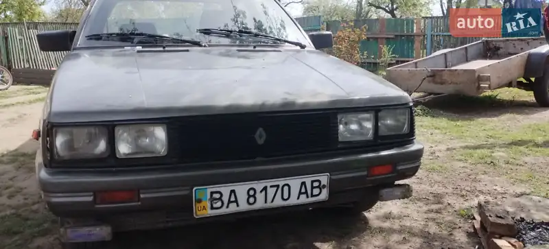 Renault 9