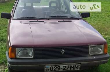 Седан Renault 9 1989 в Чернігові