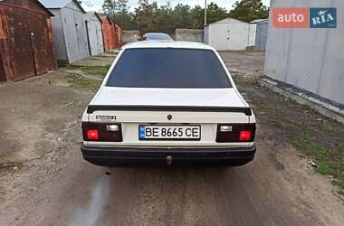 Седан Renault 9 1986 в 