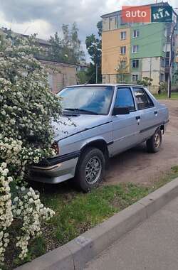 Седан Renault 9 1987 в Павлограді