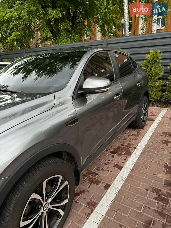 Внедорожник / Кроссовер Renault Arkana 2020 в Черкассах