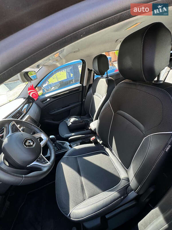 Позашляховик / Кросовер Renault Arkana 2020 в Львові