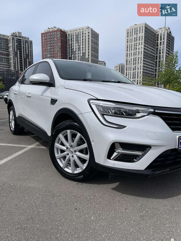 Позашляховик / Кросовер Renault Arkana 2020 в 