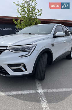 Позашляховик / Кросовер Renault Arkana 2020 в 