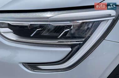 Позашляховик / Кросовер Renault Arkana 2020 в 