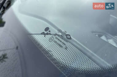 Позашляховик / Кросовер Renault Arkana 2020 в 