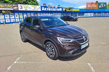 Позашляховик / Кросовер Renault Arkana 2020 в 