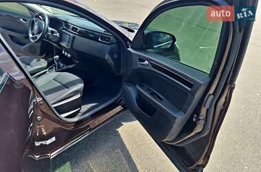 Позашляховик / Кросовер Renault Arkana 2020 в 