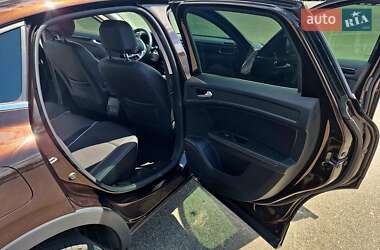 Позашляховик / Кросовер Renault Arkana 2020 в 