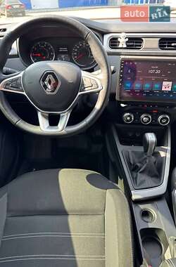 Внедорожник / Кроссовер Renault Arkana 2020 в 