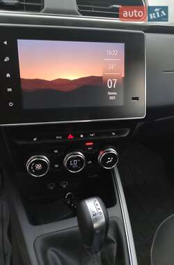 Внедорожник / Кроссовер Renault Arkana 2021 в 