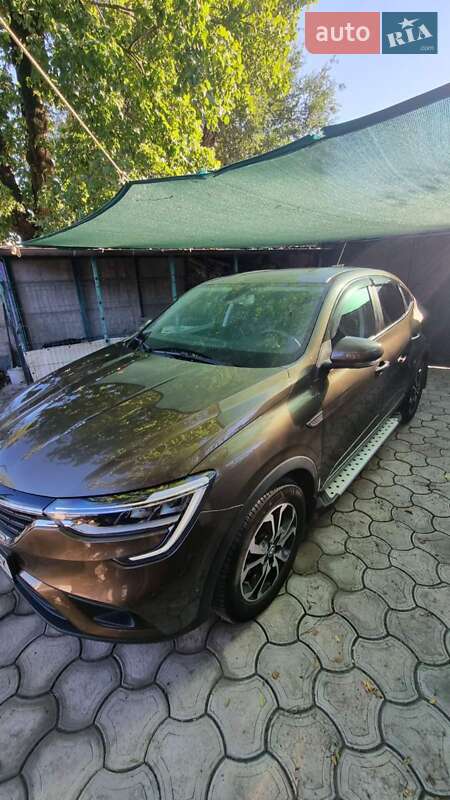 Внедорожник / Кроссовер Renault Arkana 2020 в 