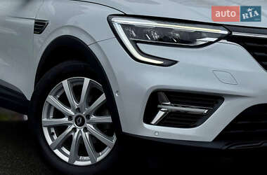 Позашляховик / Кросовер Renault Arkana 2020 в 